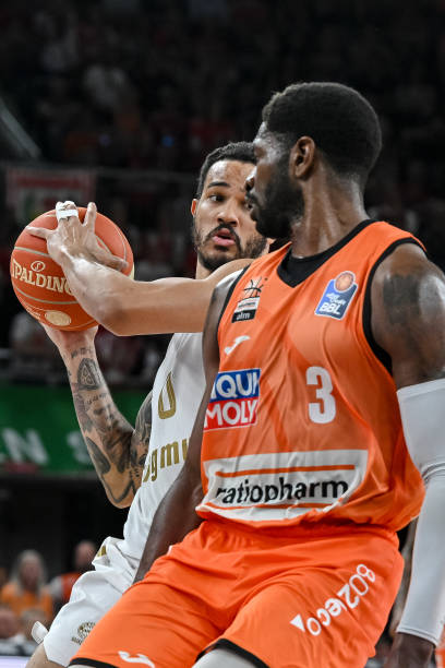 并与马竞曾 并与马竞曾