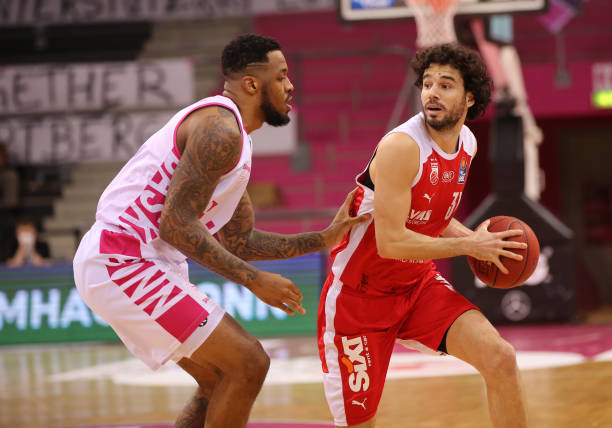 在乒乓球赛 在乒乓球赛